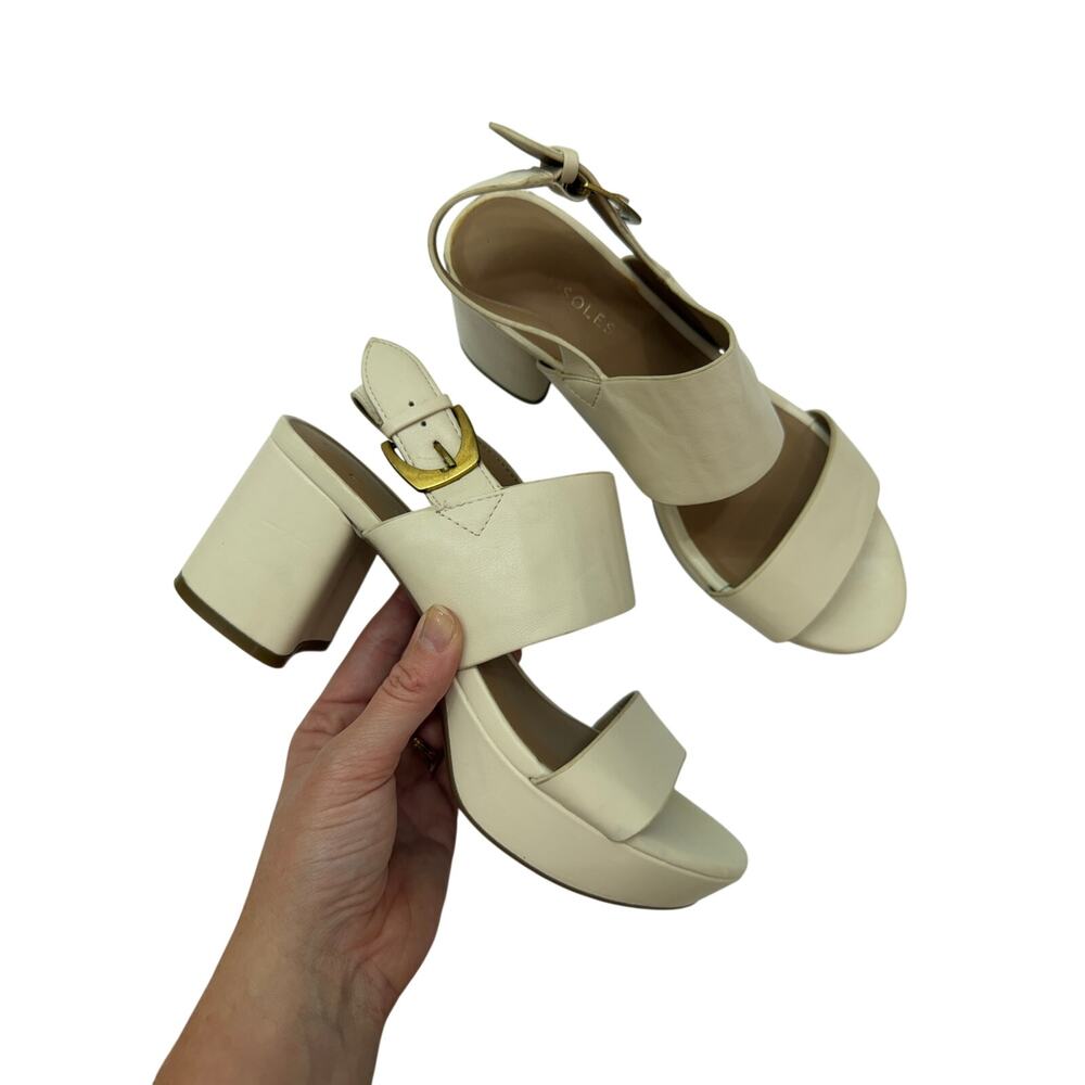 $135 Aerosoles Camera Platform Sandal in Eggshell 7.5